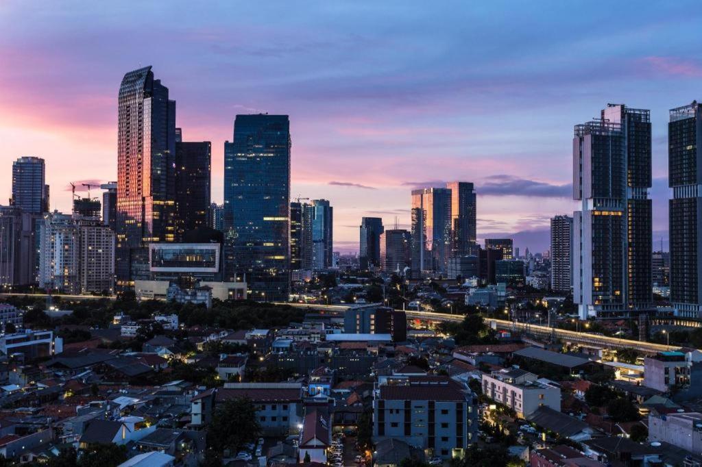 Oyo 2256 Danysa Guesthouse Jakarta Luaran gambar